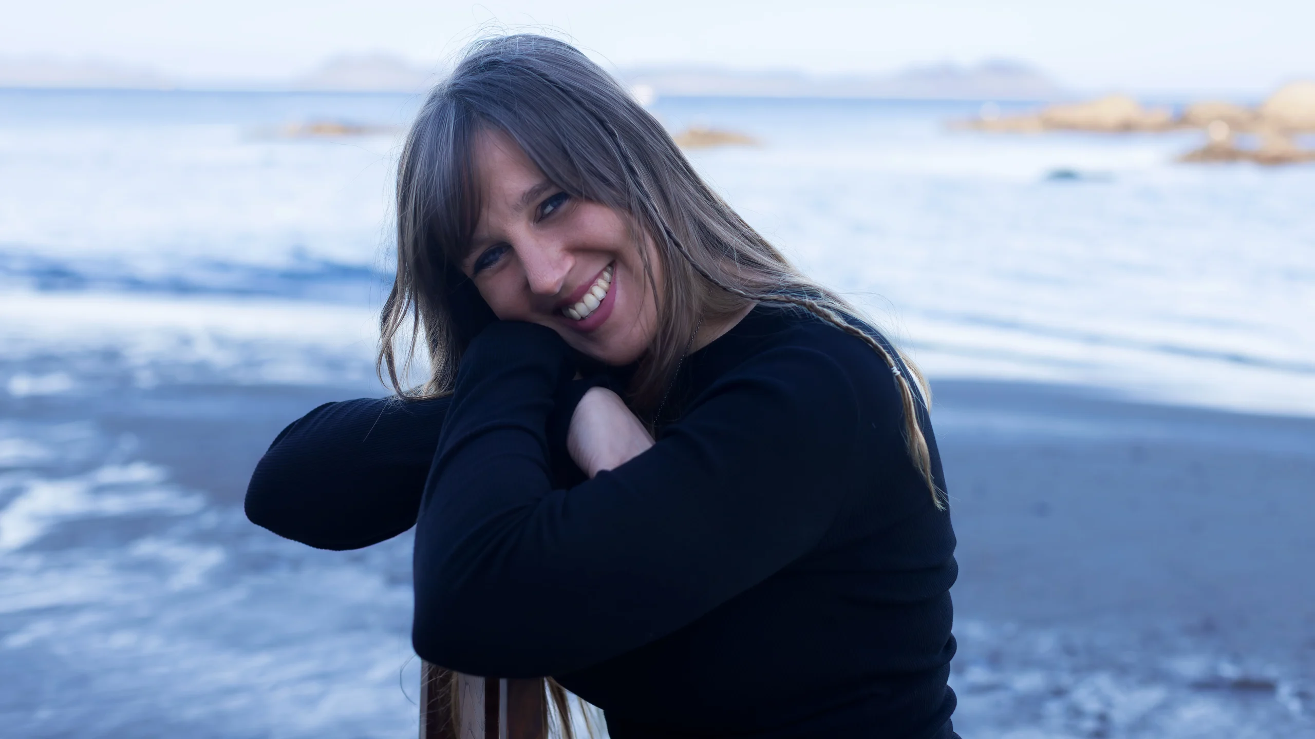 Camila Martinez Santullo debuta con un fotolibro íntimo y poderoso sobre la ansiedad